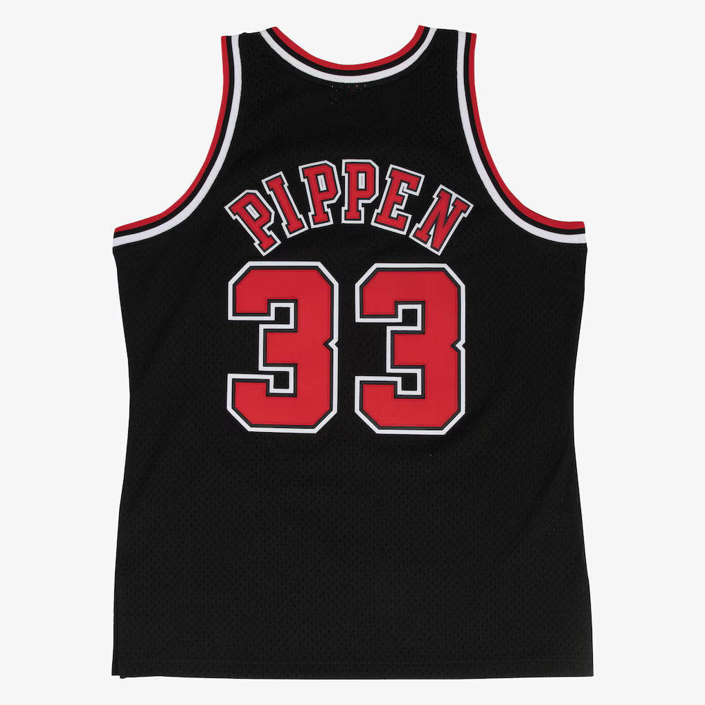 Men's Chicago Bulls Scottie Pippen Mitchell & Ness Black 1997-98 Hardwood Classics Swingman Jersey